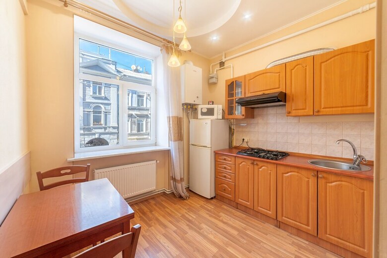 Apartment Near Opera Theatre