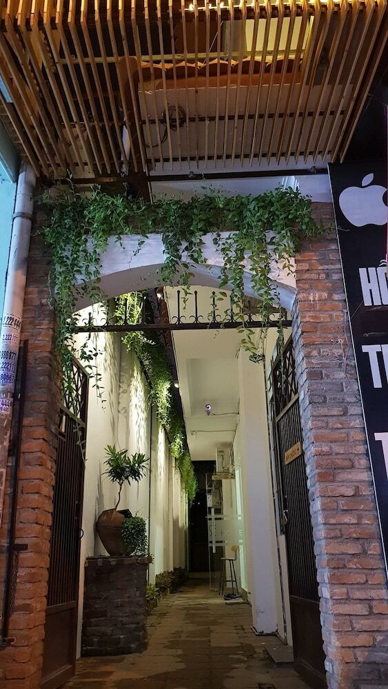 Hostal White House Hostel