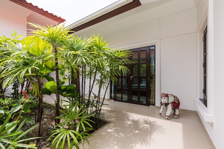 3 Bedroom Pool Villa In Banyan Residence 3b97