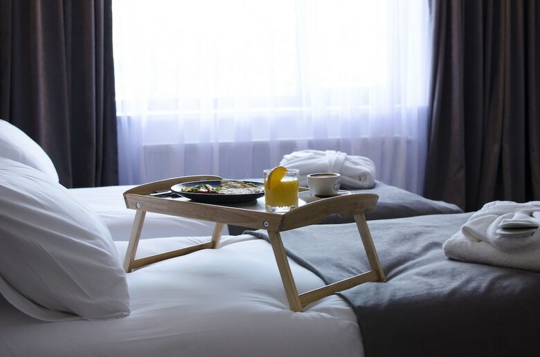 Azza Hotel & Restaurant