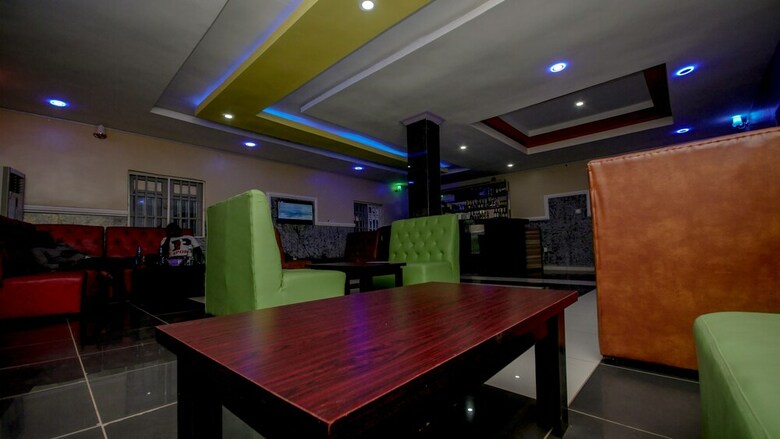 Govic T Hotel And Suites