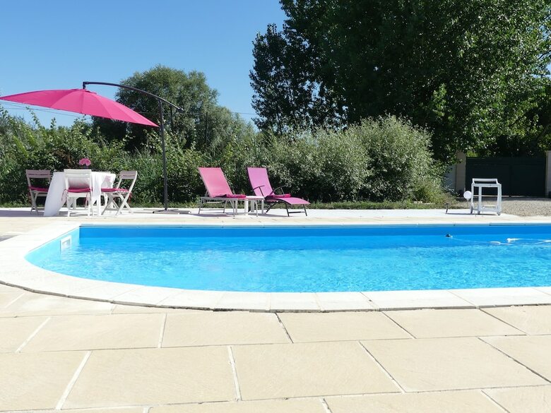 Chambre D'h�te Blanche Pierre B&B