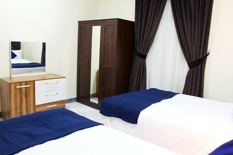 Apartamentos Meridiana Residences