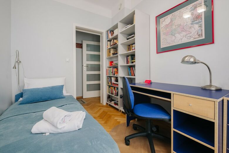 Metro Plac Wilsona Apartment