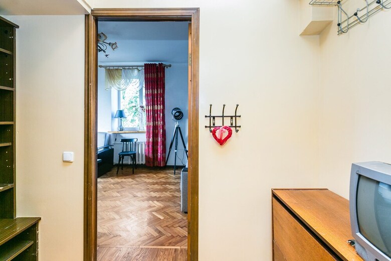 Apartment On Bolshoy Kondratievskiy 4