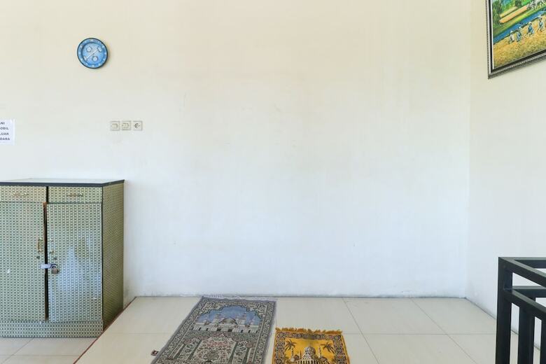 Hotel Losmen Bangkit Hidayah
