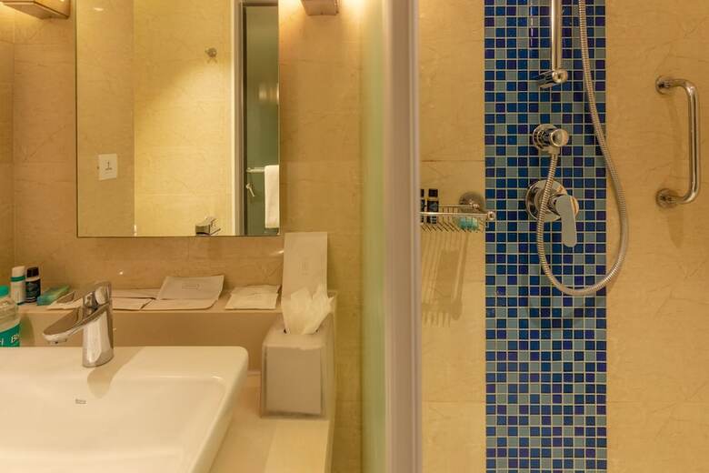 Hotel Four Points By Sheraton Chennai Omr