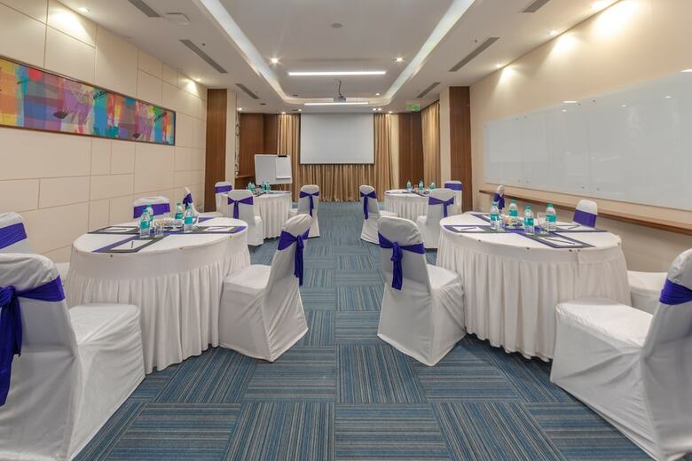Hotel Four Points By Sheraton Chennai Omr