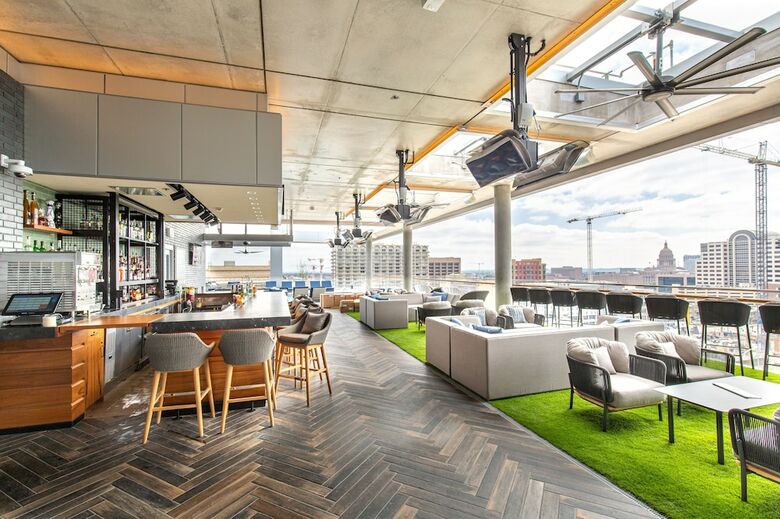 AC Hotel Austin-university