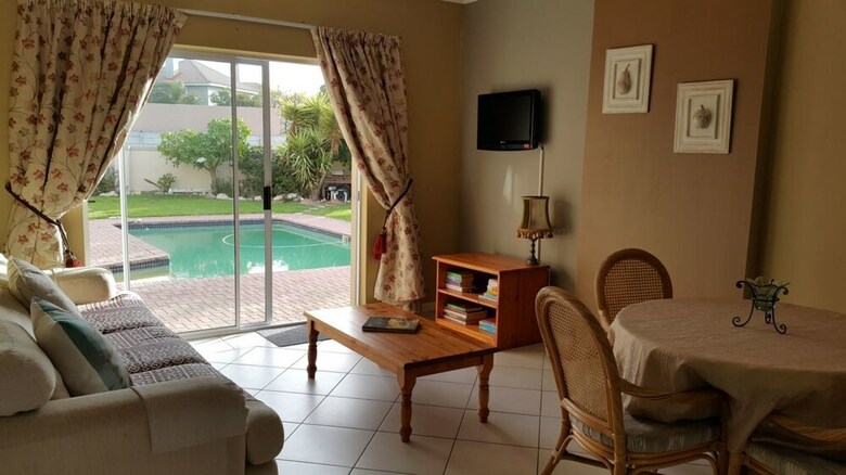 Hotel Carmel Huys Lodge