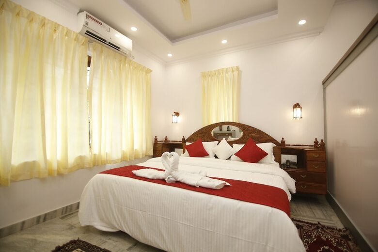 Hotel Spice Mount Heritage Resort