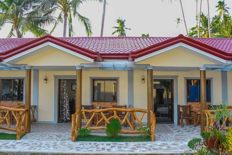 Hotel Aloha Seaside  Resort