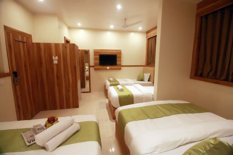Hotel Al Madina Palace