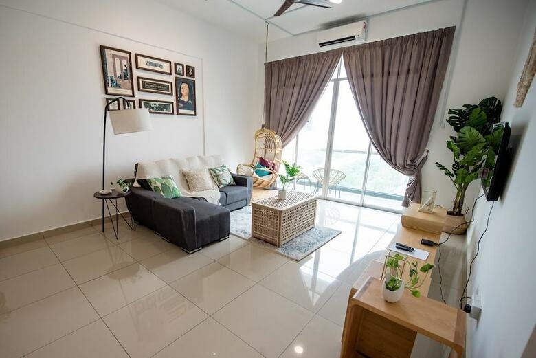 Apartamentos The Rumah @ Bm City