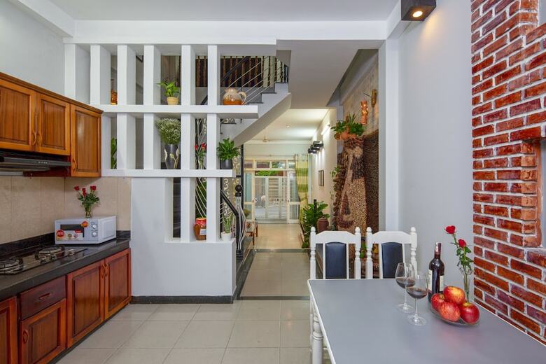 Aparthotel T P House 5