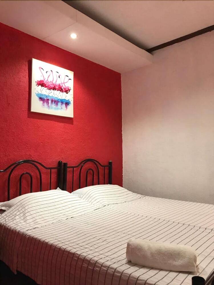 Hotel Casa Sarmiento Travelers Inn