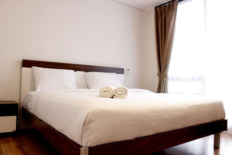 Homey 4br Apartment At Landmark Residence