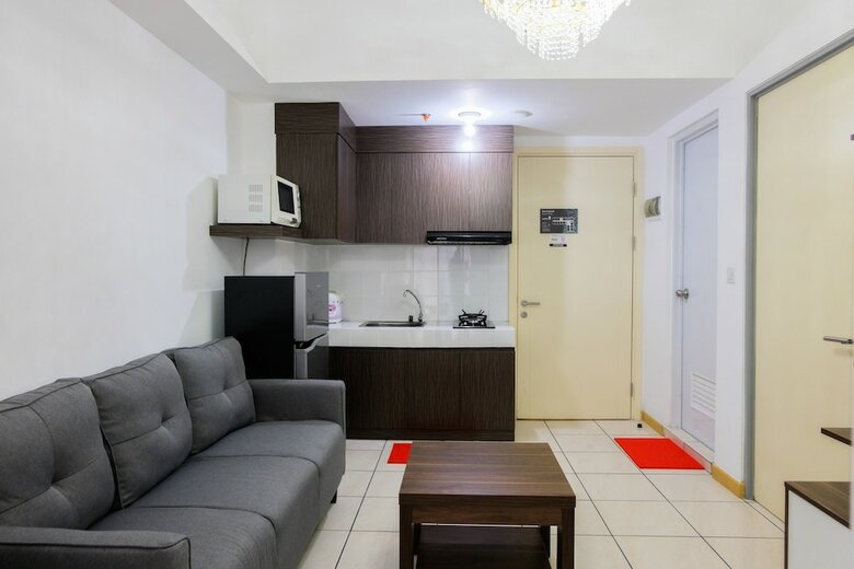 Minimalist 2br Apartment At M-town Residence