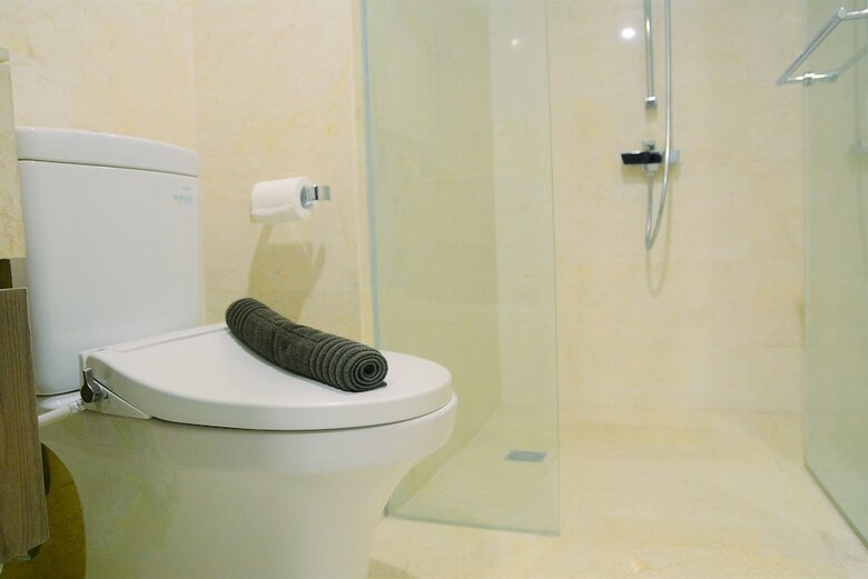 Luxurious 2br Ciputra Wold 2 Apartment