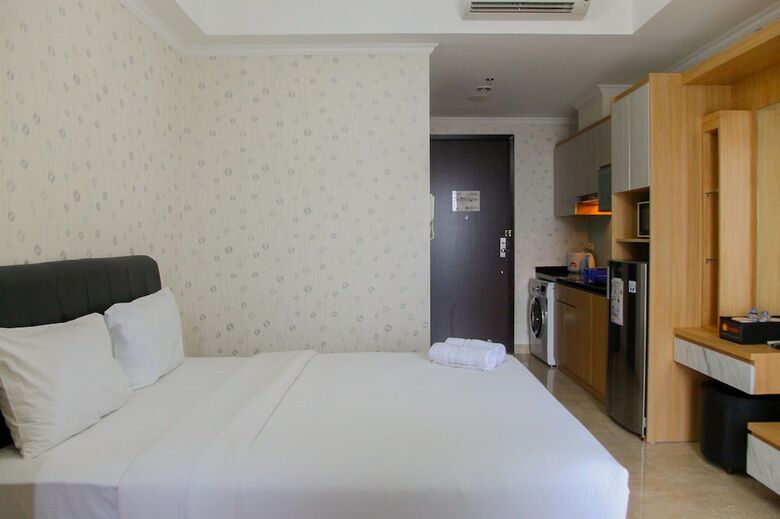 Fabulous Studio Menteng Park Apartment