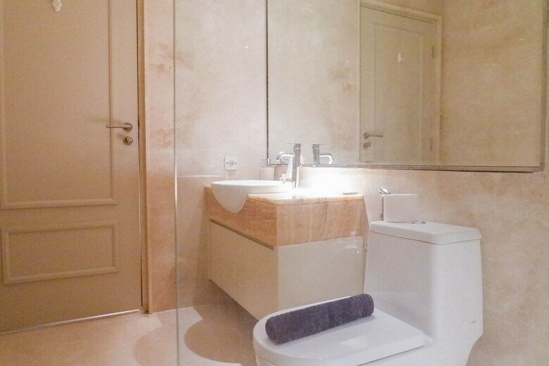 Luxurious 2br Apartment At The Peak Residence