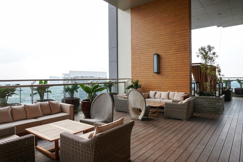 Modern 3br Apartment At St. Moritz Residence