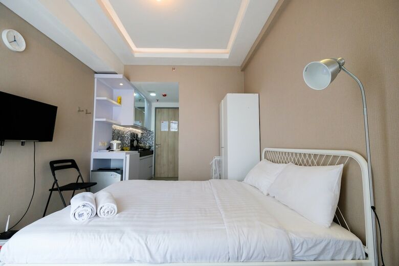 Modern Studio Akasa Pure Living Bsd Apartment