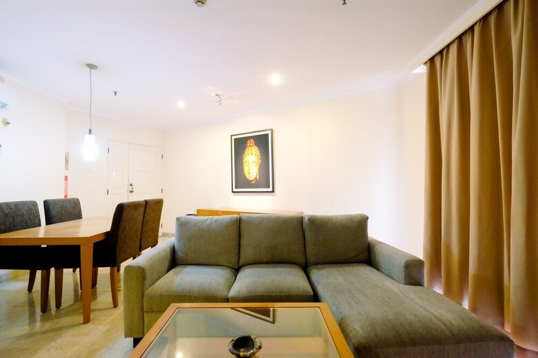 Modern Contemporer 2br Beverly Tower Apartment