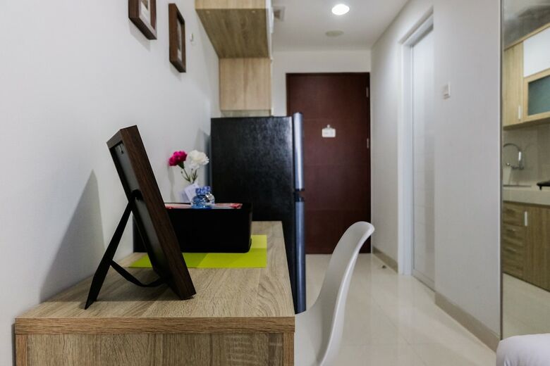 New Studio Apartment At Springwood Residence