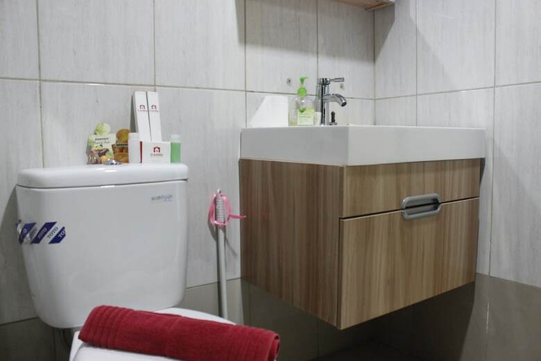 Strategic Studio Room Tamansari La Grande Apartment