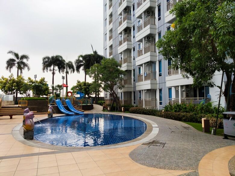 Studio Apartment Connected To Mall At Supermall Mansion