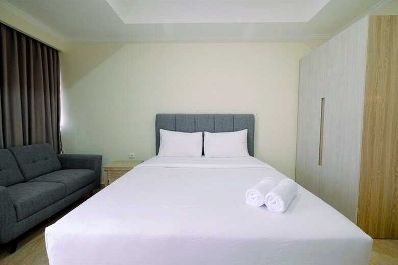 Simply Modern Studio Menteng Park Apartment