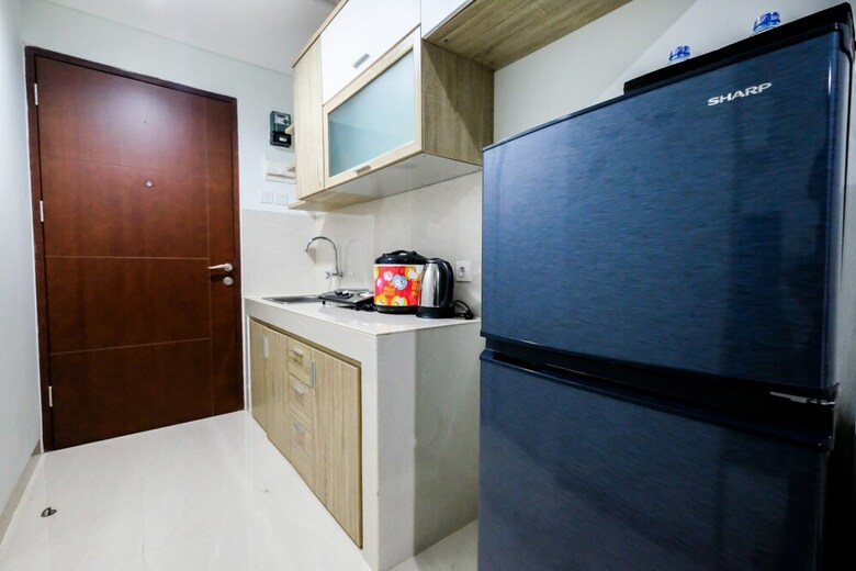 Spacious Studio Apartment At Springwood Residence