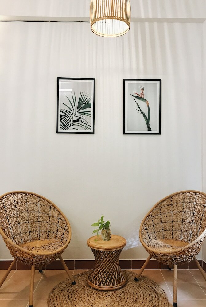 Hotel The Downtown Homestay
