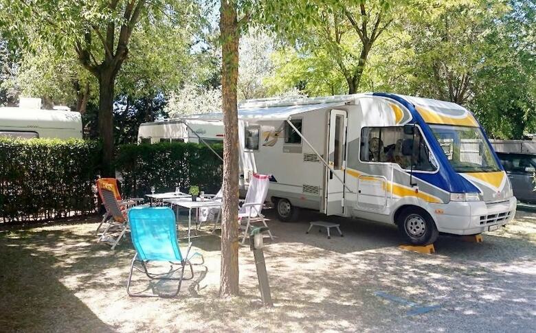 Camping & Bungalows Suspiro Del Moro