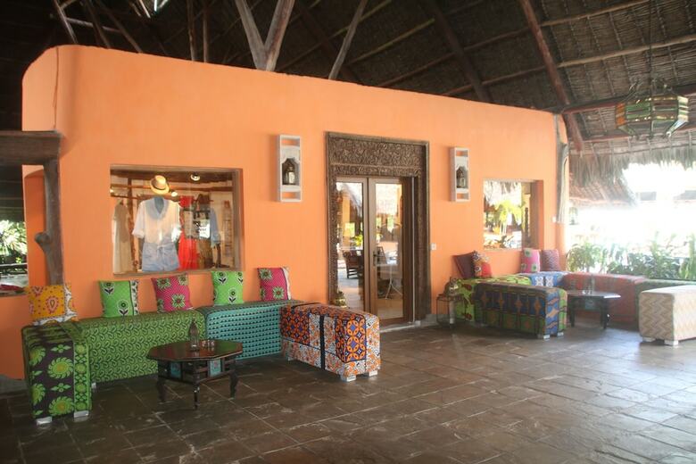 Hotel Blue Bay Village