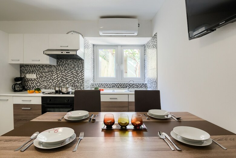 Andrea&leon Apartments