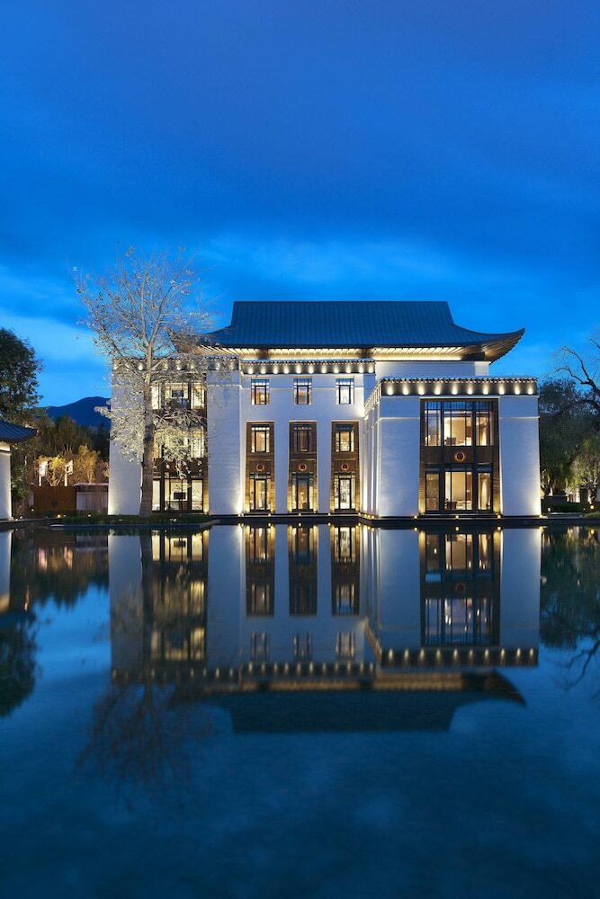 Hotel The St. Regis Lhasa Resort