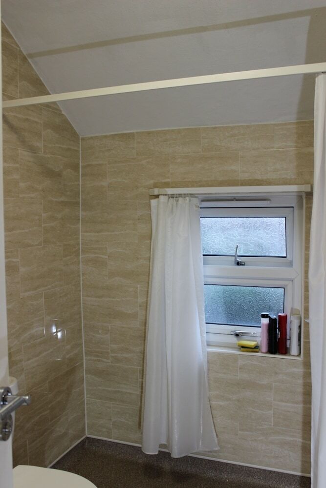 Advo Aparts Guest Hotel Leeds