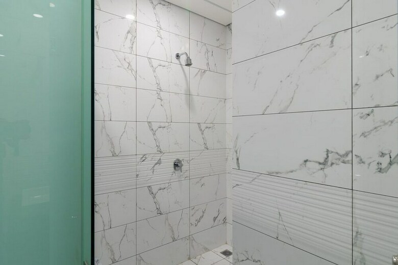 Hostal Reddoorz Plus Near Senayan City