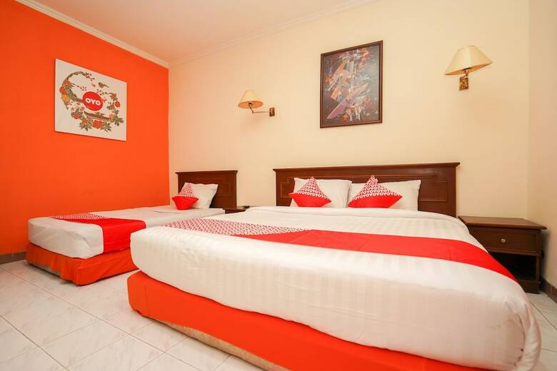 Hostal Oyo 1225 Hotel Dibino