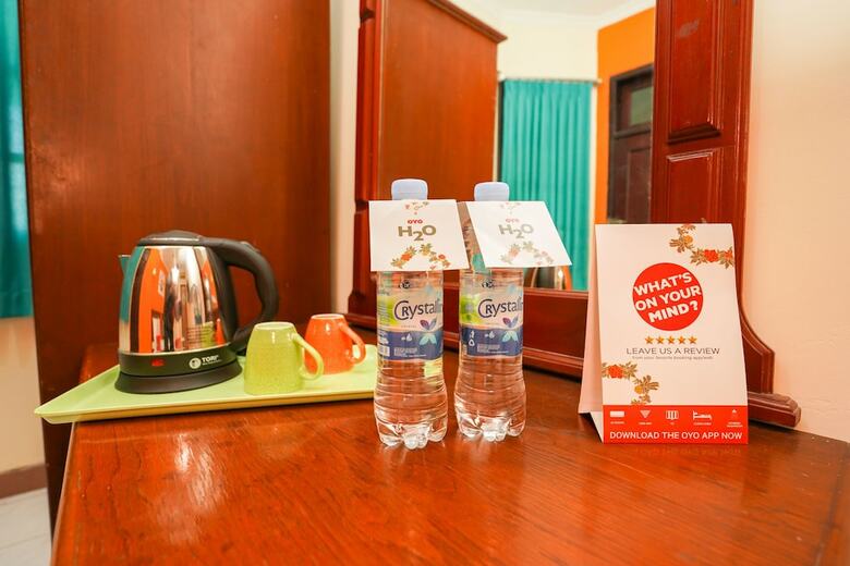 Hostal Oyo 1225 Hotel Dibino