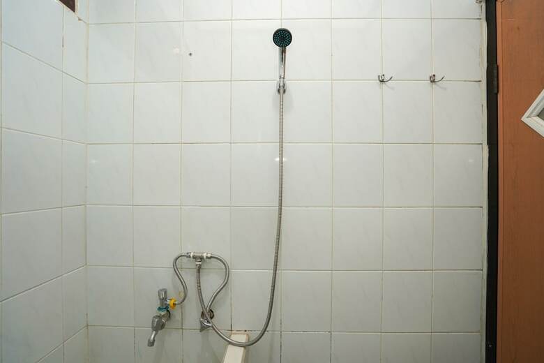 Hostal Oyo 1225 Hotel Dibino