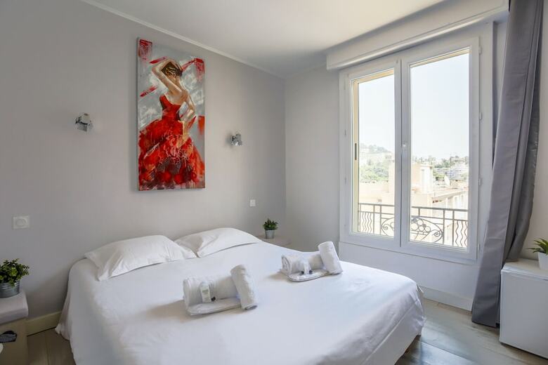 Apartamento One Bdrm Large Flat Central A/c-congress/beaches By Weekome