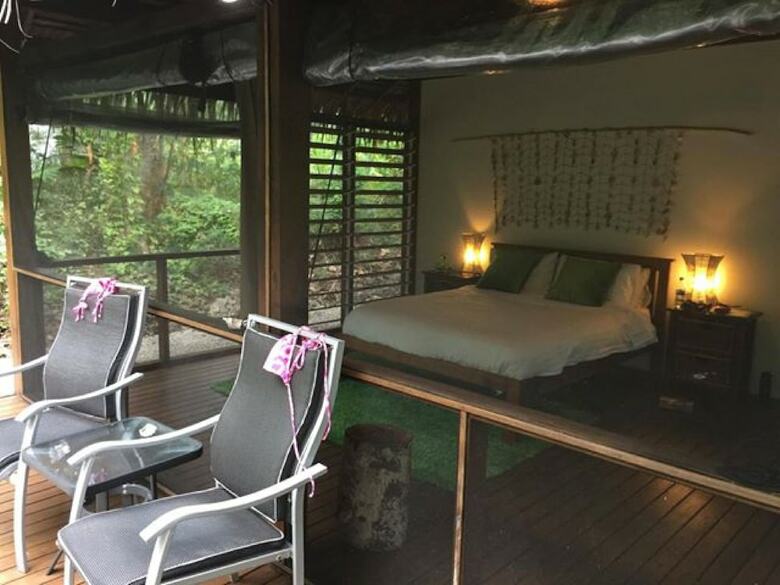 Bed & Breakfast Divi's Boutique Retreat