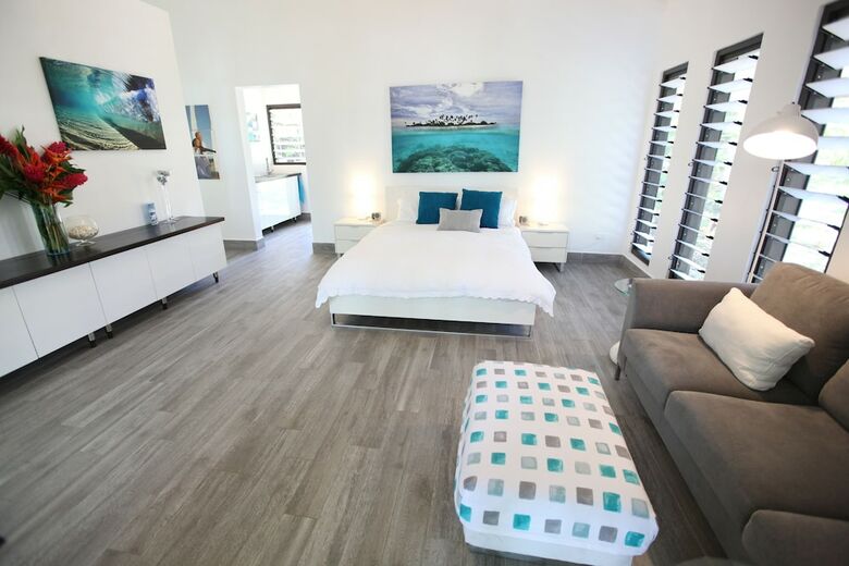 Bed & Breakfast Divi's Boutique Retreat
