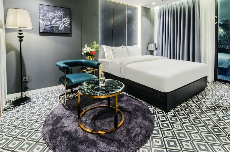 Hotel The Castle Sincheon