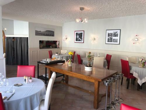 Hotel Logis Les Terrasses De Corton