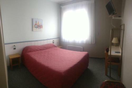 Hotel Les Portes Du Cantal