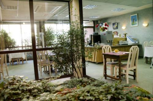 Hotel Les Portes Du Cantal